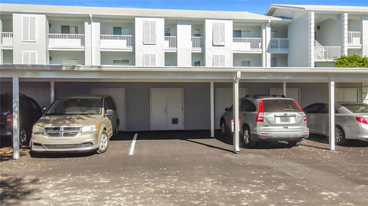 404 Cerromar Circle N, Unit 115, Venice, FL 34293 Photo