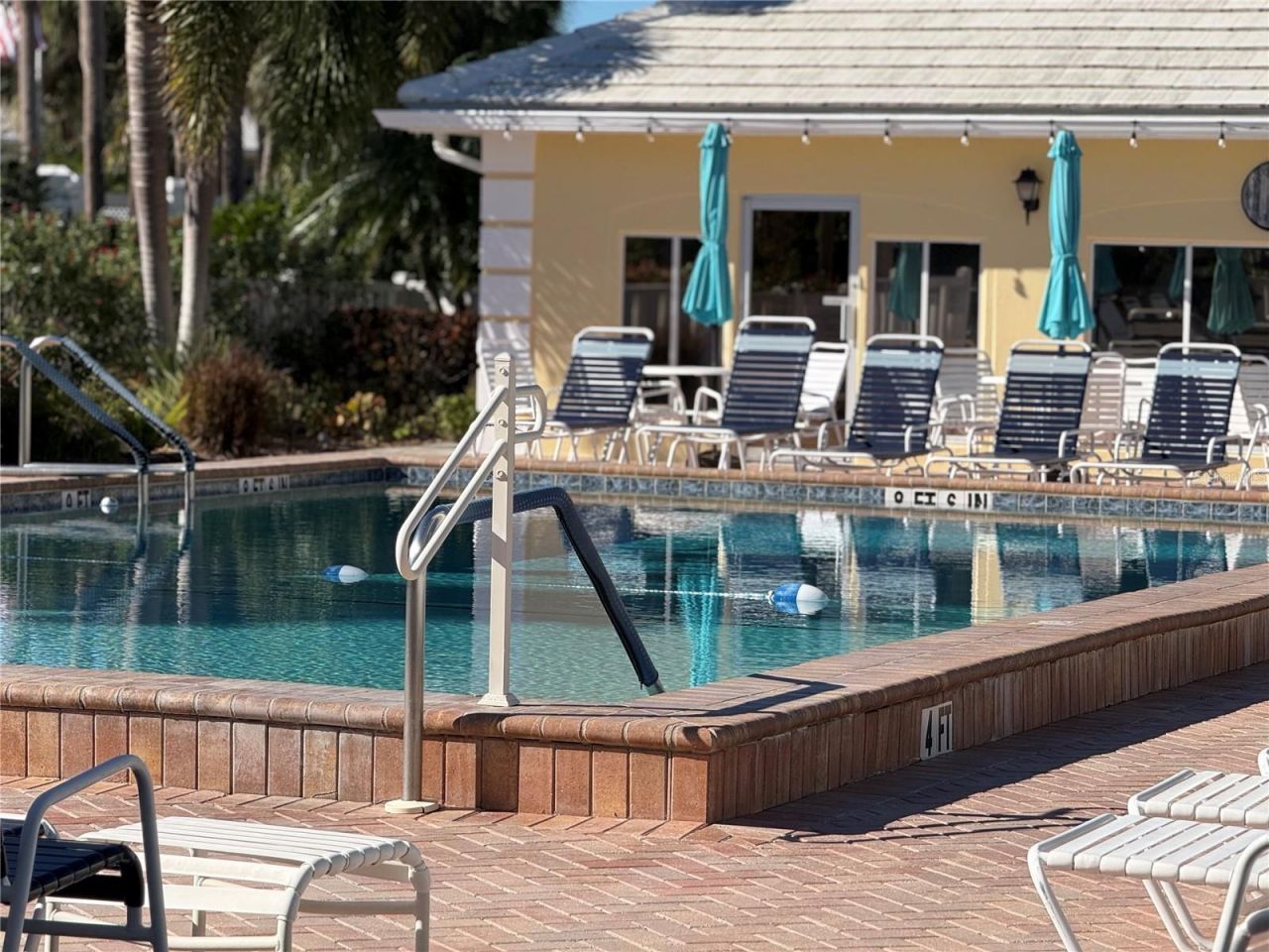 404 Cerromar Circle N, Unit 115, Venice, FL 34293 Photo