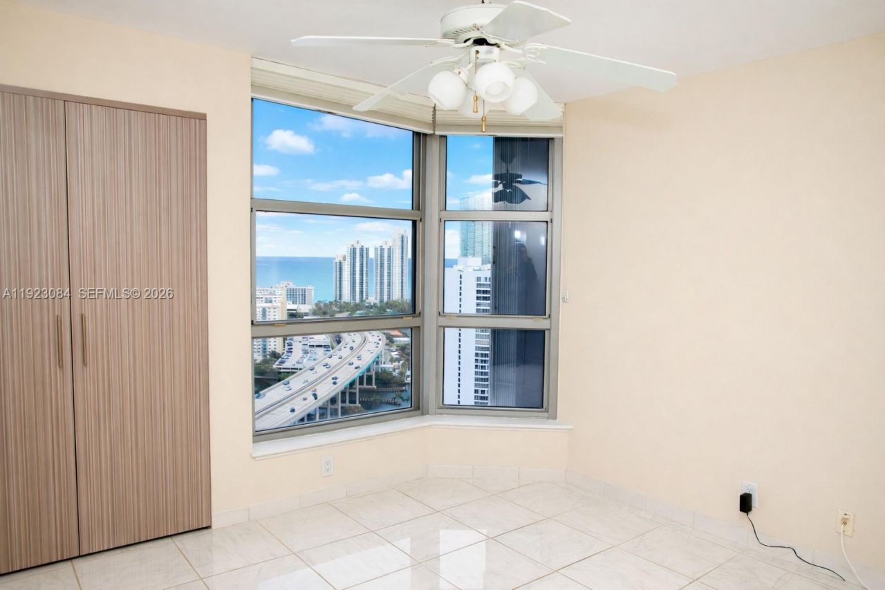 3500 Mystic Pointe Dr, Unit 3506, Aventura, FL 33180 Photo