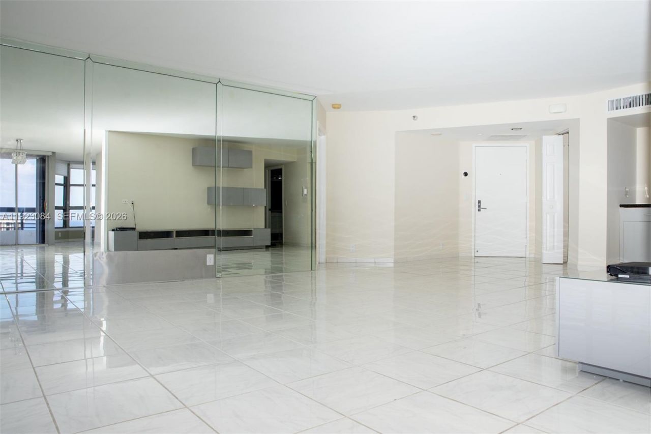 3500 Mystic Pointe Dr, Unit 3506, Aventura, FL 33180 Photo