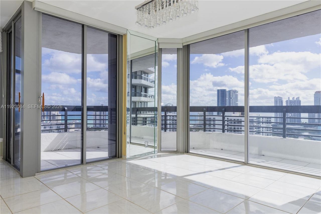 3500 Mystic Pointe Dr, Unit 3506, Aventura, FL 33180 Photo