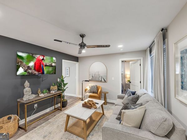 155 Parkview Drive SE, Marietta, GA 30060