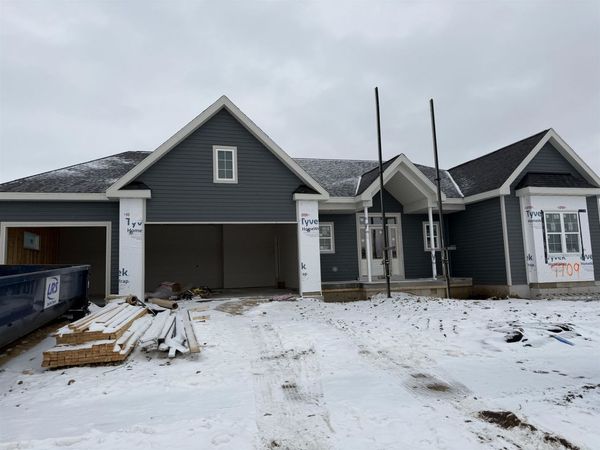 L208 Stonecrop Way, DeForest, WI 53532