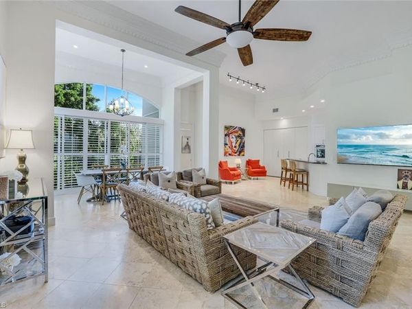 1560 Clermont DR, Unit D-201, NAPLES, FL 34109