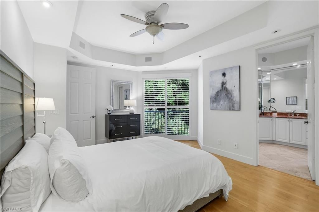 1560 Clermont Dr, Unit D-201, Naples, FL 34109 Photo