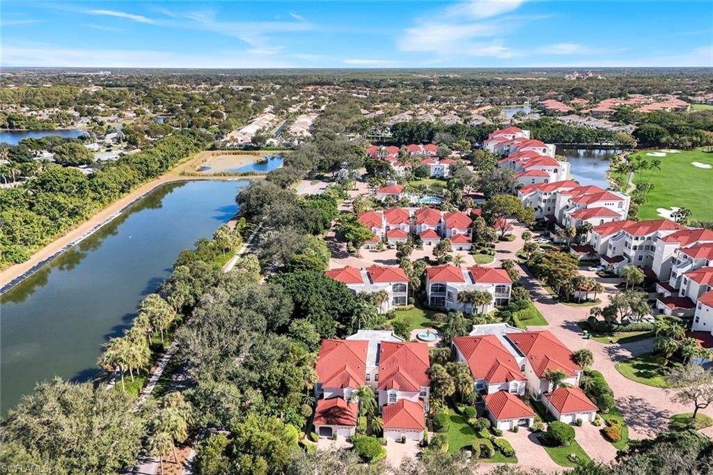 1560 Clermont Dr, Unit D-201, Naples, FL 34109 Photo