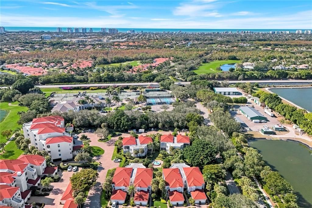 1560 Clermont Dr, Unit D-201, Naples, FL 34109 Photo