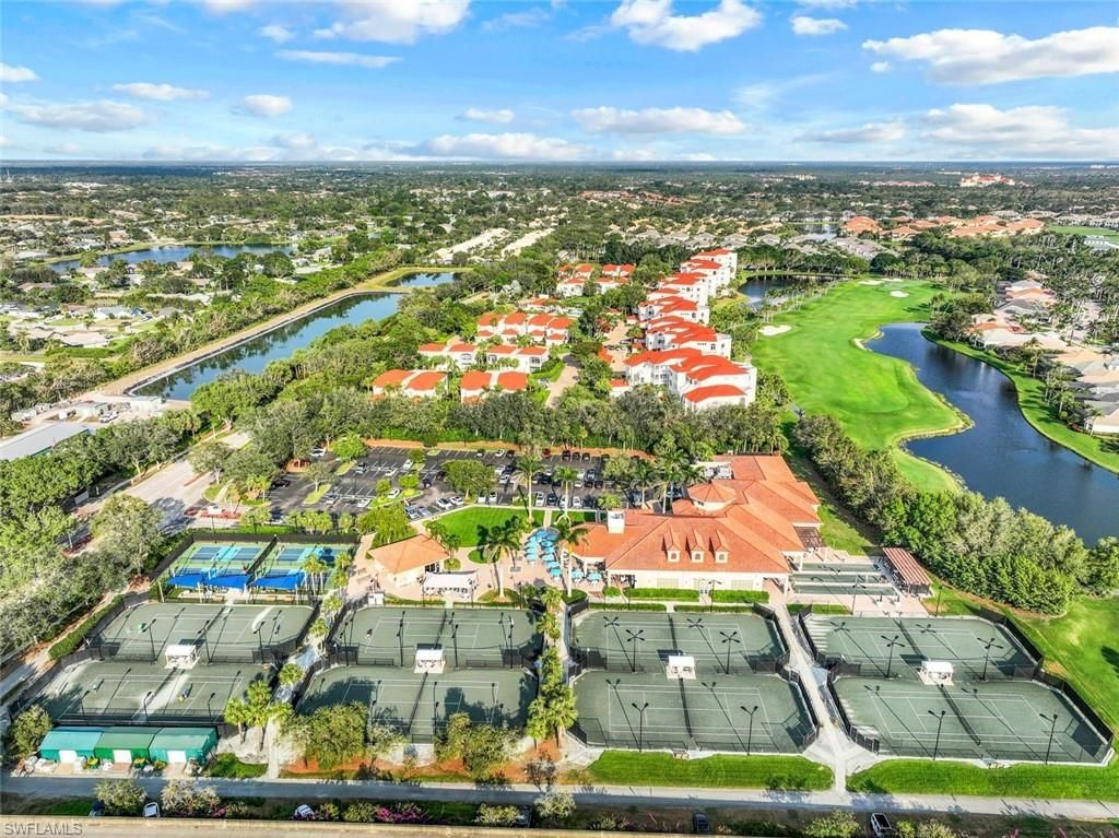 1560 Clermont Dr, Unit D-201, Naples, FL 34109 Photo
