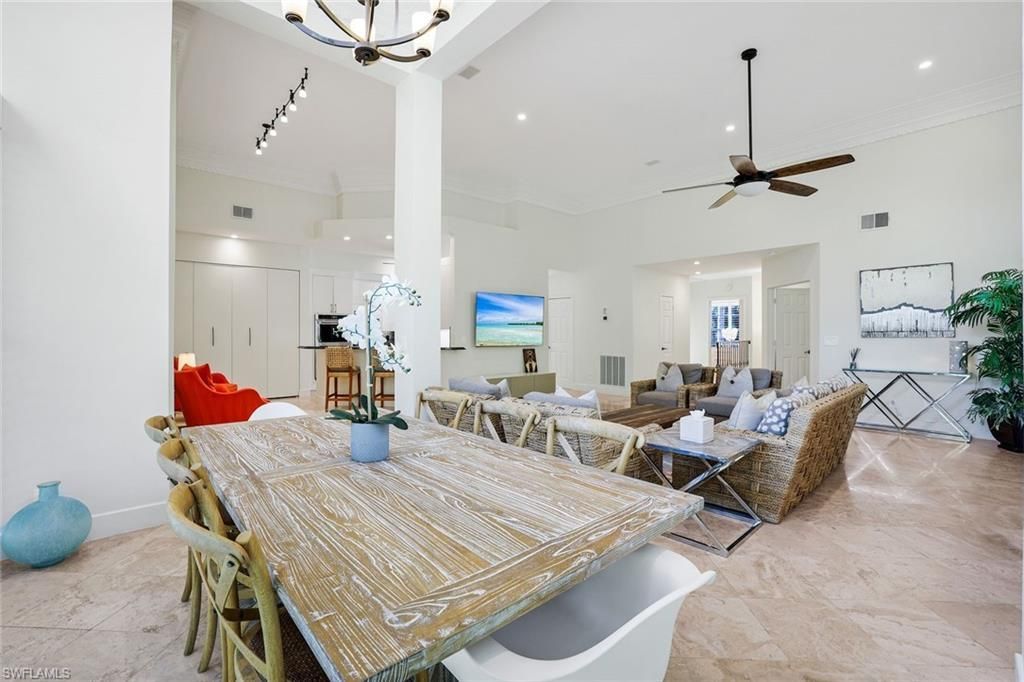 1560 Clermont Dr, Unit D-201, Naples, FL 34109 Photo