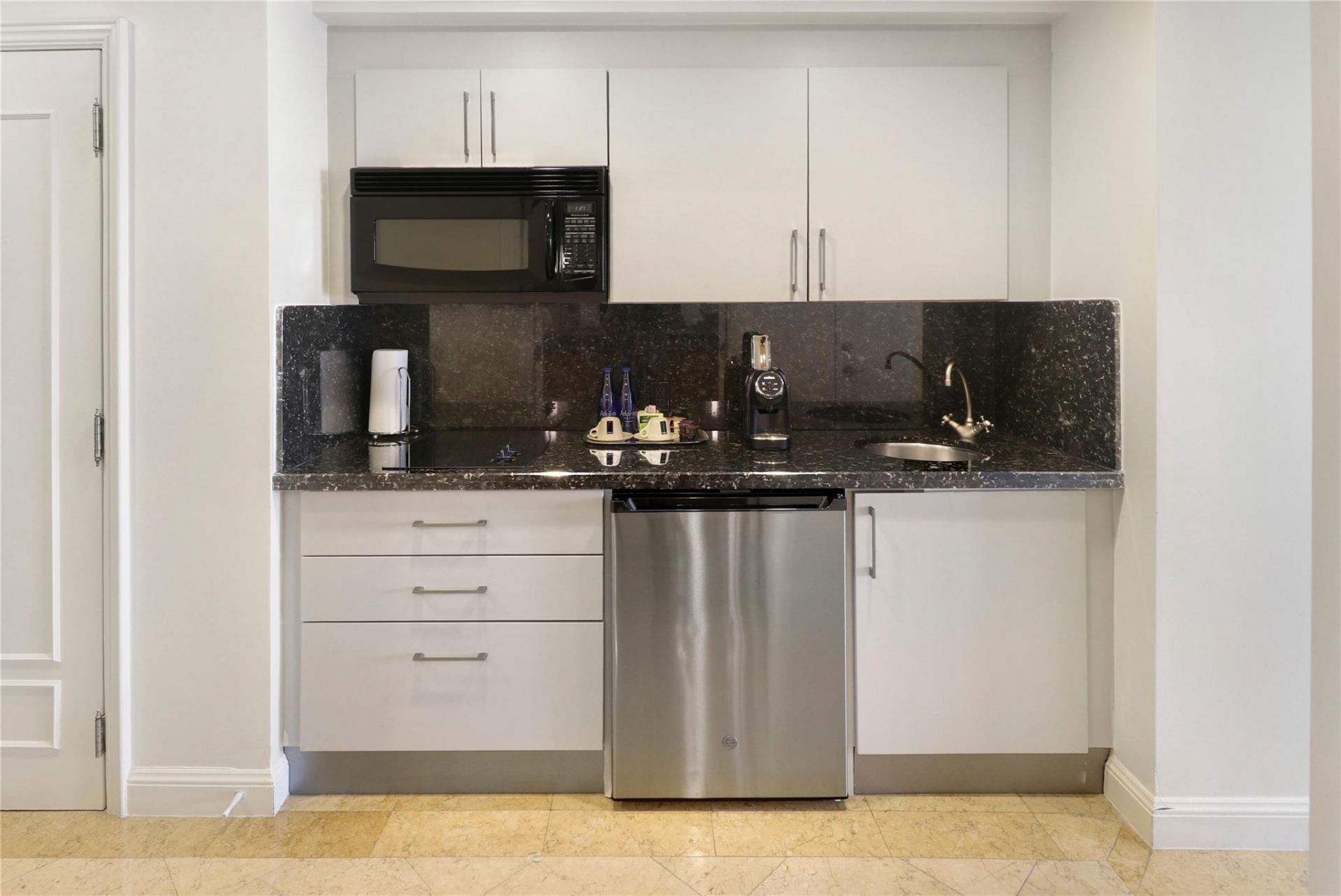 601 N Ft Lauderdale Bch Boulevard, Unit 905, Fort Lauderdale, FL 33304 Photo