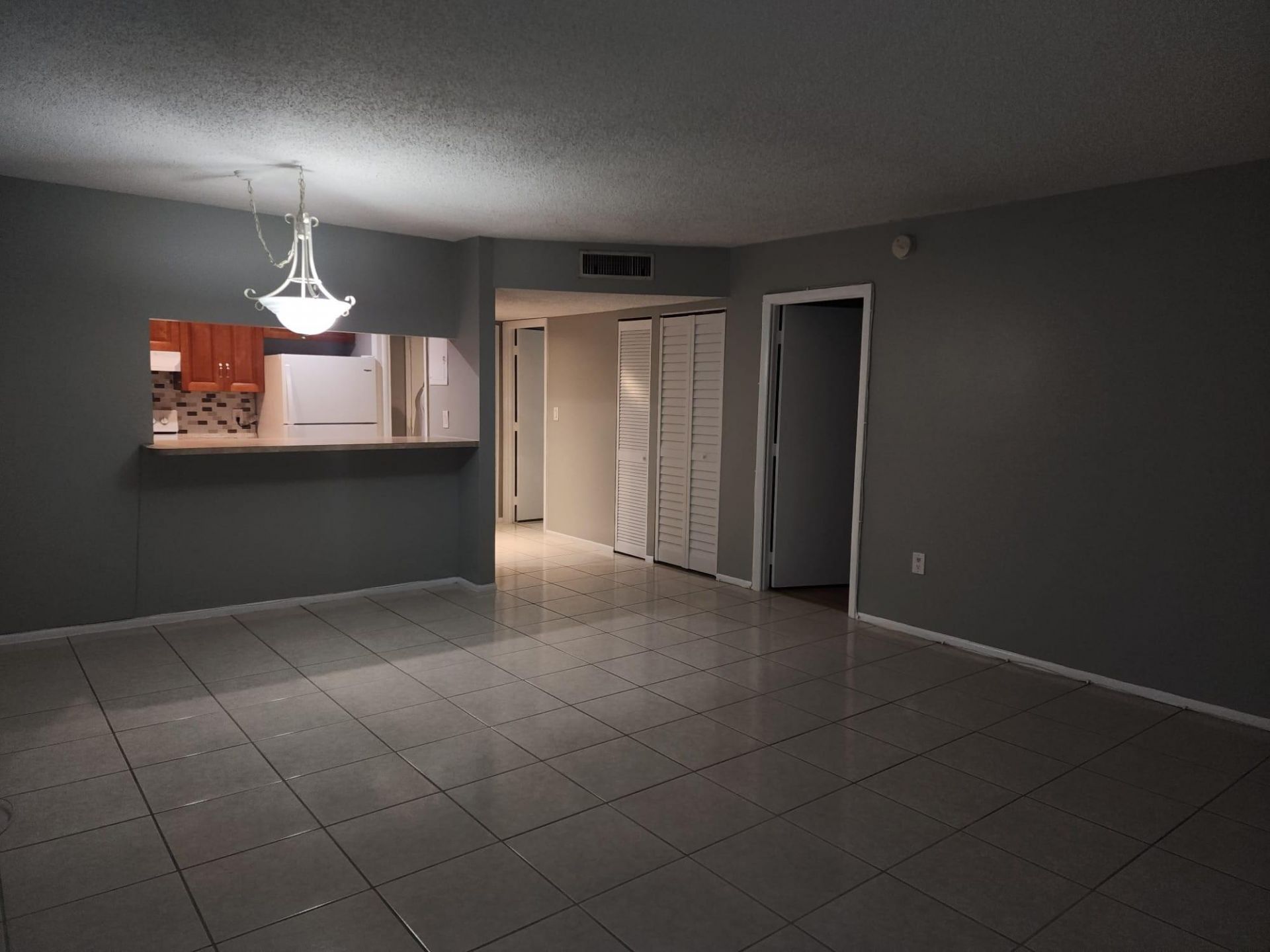 4174 Inverrary Drive, Unit 811, Lauderhill, FL 33319 Photo