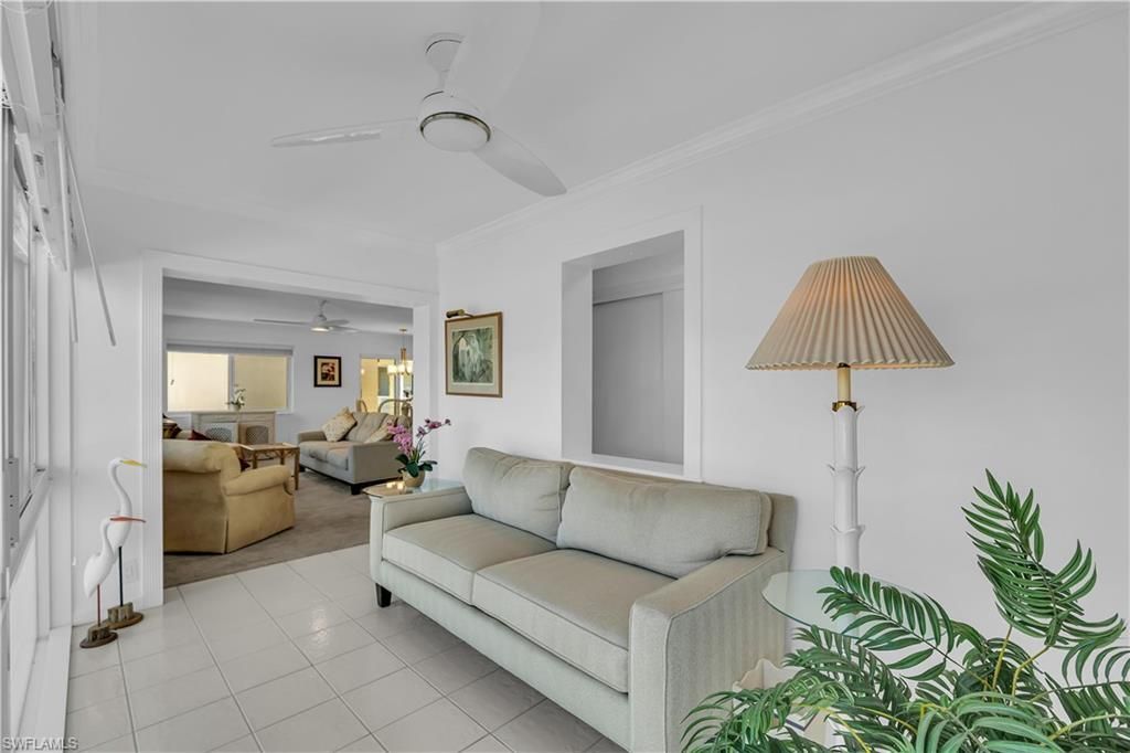 1950 Gulf Shore Blvd N, Unit 201, Naples, FL 34102 Photo