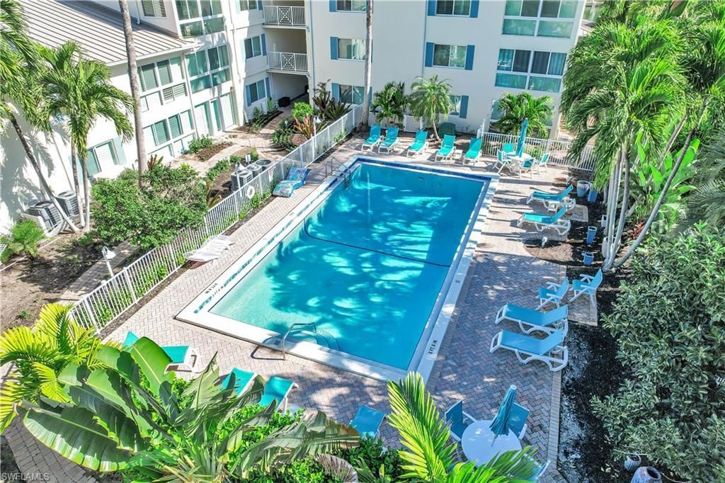 1950 Gulf Shore Blvd N, Unit 201, Naples, FL 34102 Photo