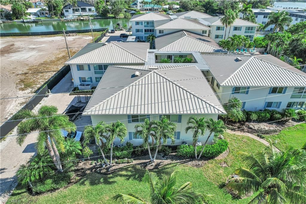 1950 Gulf Shore Blvd N, Unit 201, Naples, FL 34102 Photo