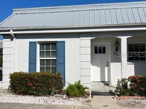 9821 HERNANDO COURT, Unit 31-A, BRADENTON, FL 34210