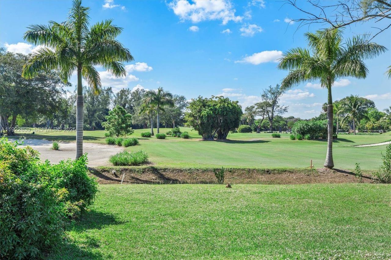 1009 NE 104th St, Miami Shores, FL 33138 Photo