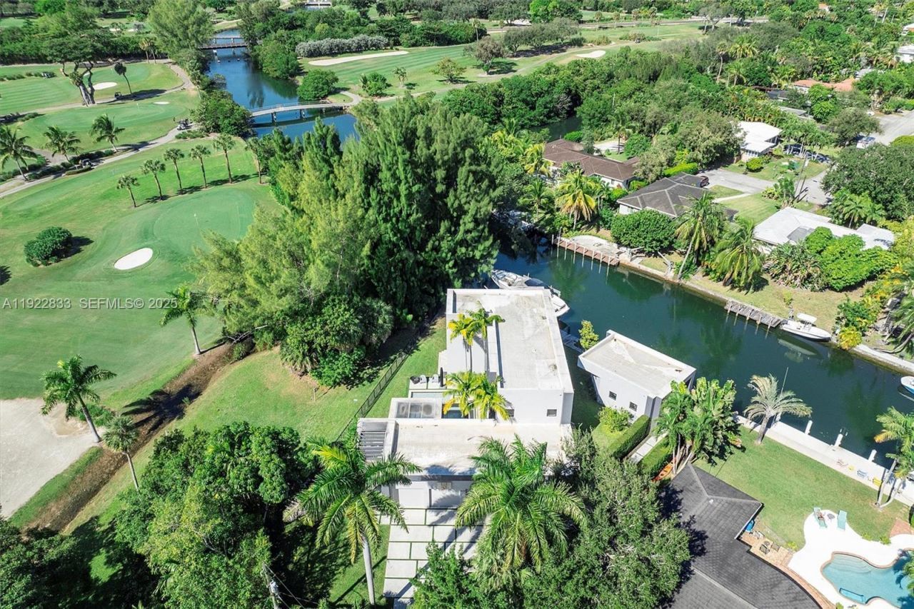 1009 NE 104th St, Miami Shores, FL 33138 Photo