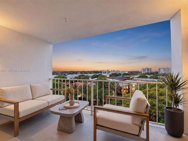 6900 Bay Dr, Unit 6B, Miami Beach, FL 33141