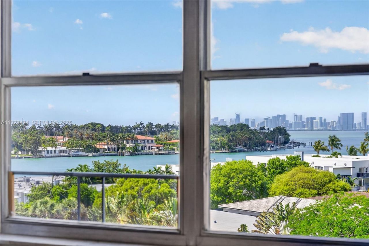 6900 Bay Dr, Unit 6B, Miami Beach, FL 33141 Photo