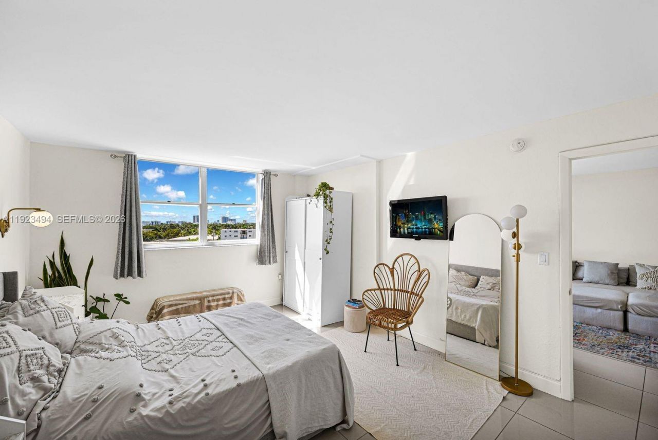6900 Bay Dr, Unit 6B, Miami Beach, FL 33141 Photo