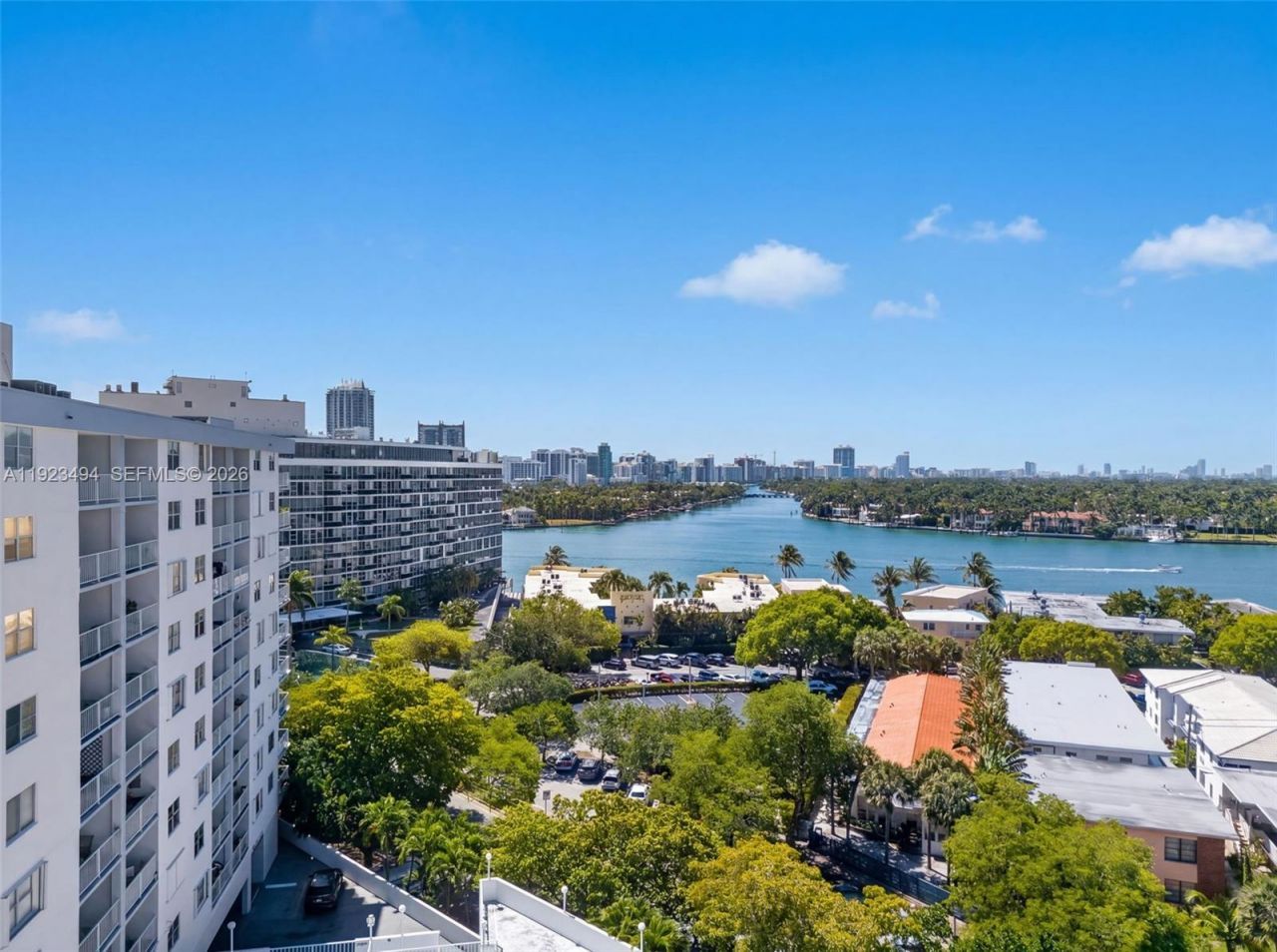 6900 Bay Dr, Unit 6B, Miami Beach, FL 33141 Photo