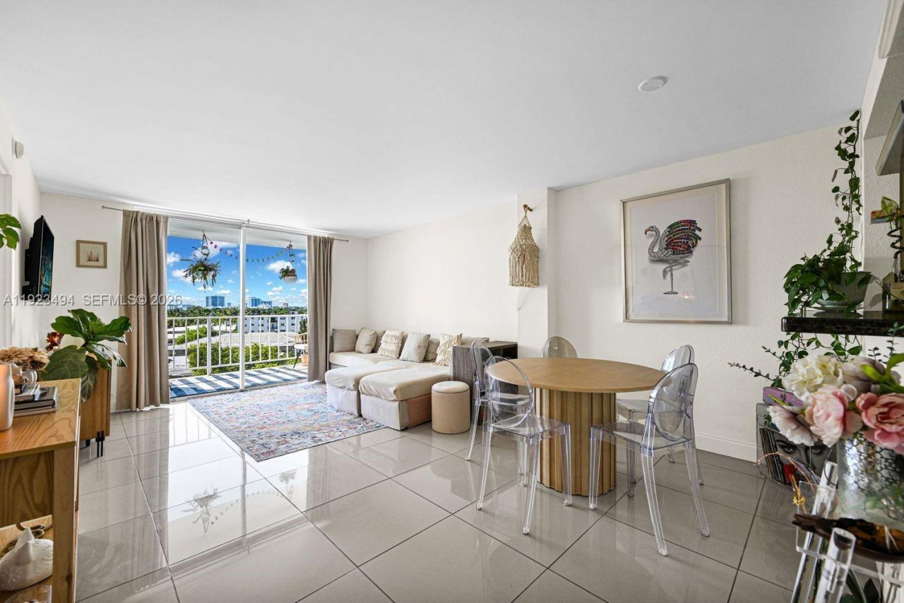 6900 Bay Dr, Unit 6B, Miami Beach, FL 33141 Photo