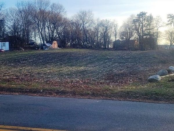 94 Hampson Street, Dracut, MA 01826