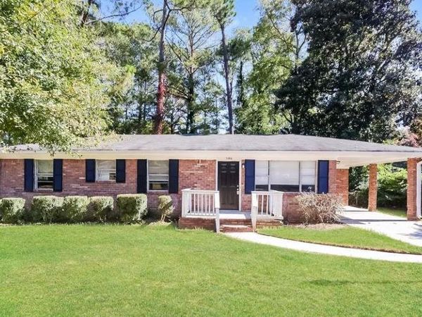 5386 Saint Lo Lane, Atlanta, GA 30349