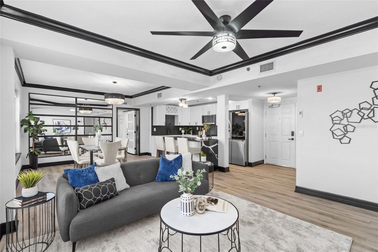 219 4th Avenue N, Unit 201, Saint Petersburg, FL 33701 Photo