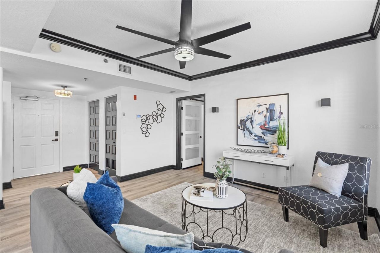 219 4th Avenue N, Unit 201, Saint Petersburg, FL 33701 Photo