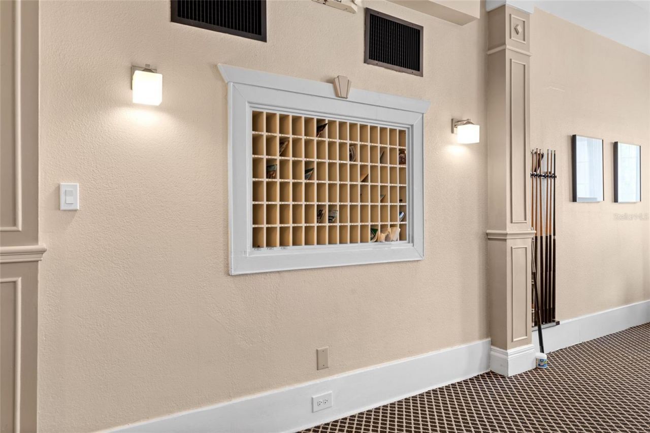 219 4th Avenue N, Unit 201, Saint Petersburg, FL 33701 Photo