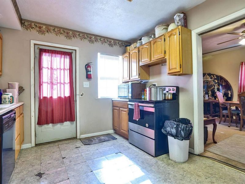 209 W Liberty Street, Springfield, OH 45506 Photo 12