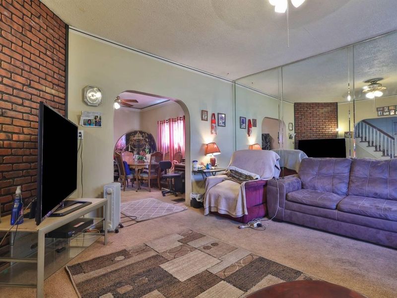 209 W Liberty Street, Springfield, OH 45506 Photo 6