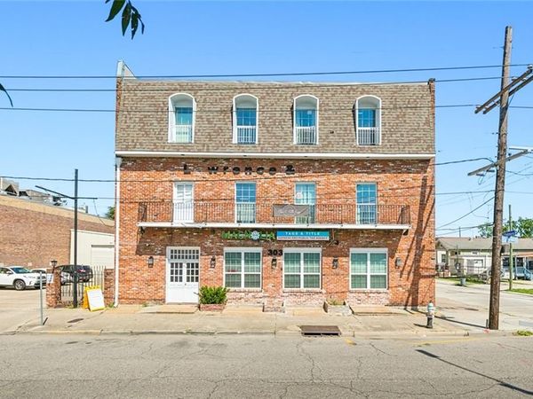 301-303 S BROAD Street, New Orleans, LA 70119