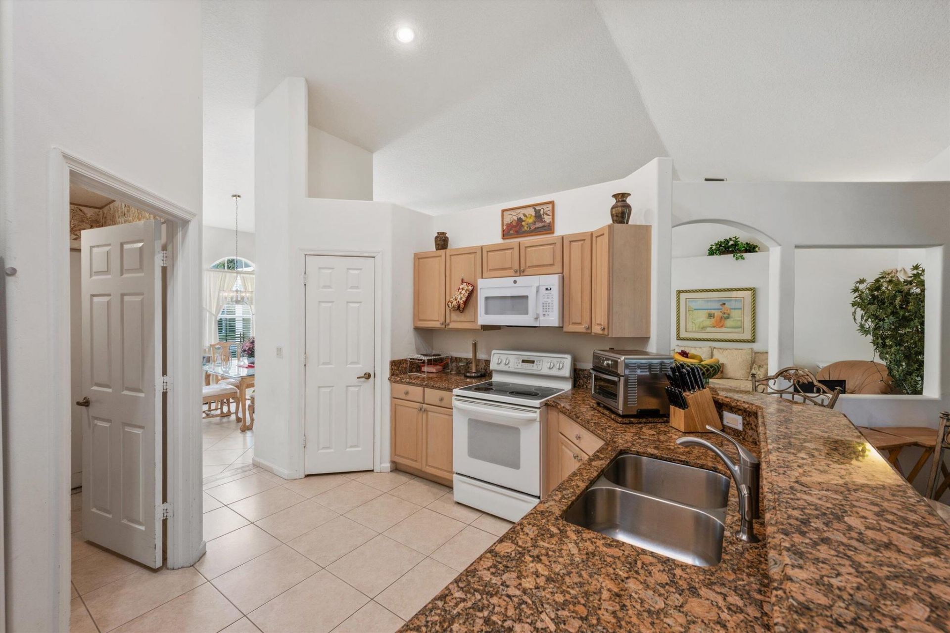 103 Cypress Trace, Royal Palm Beach, FL 33411 Photo