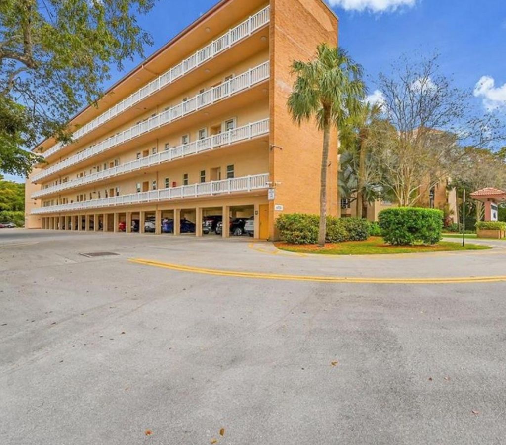 6731 Cypress Road, Unit 309, Plantation, FL 33317 Photo