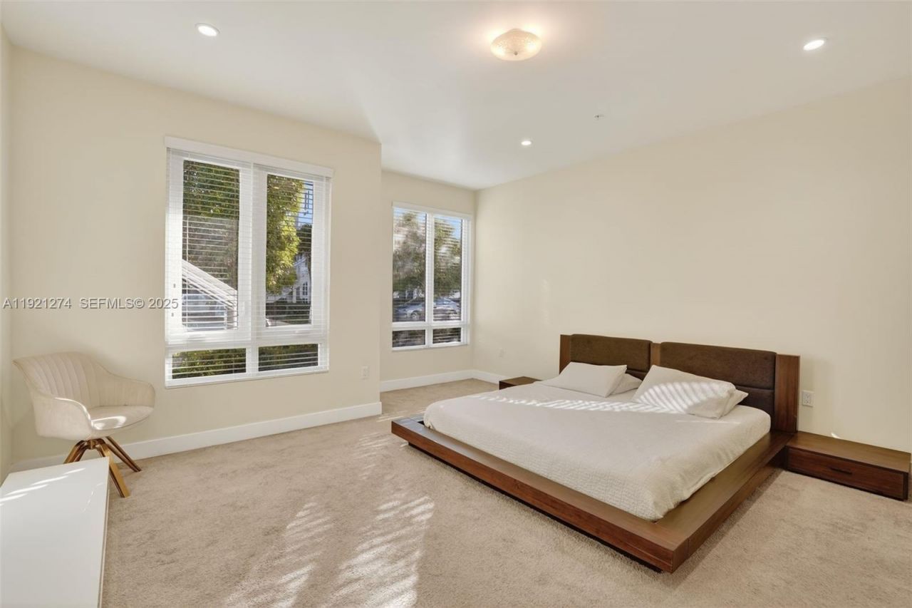 6310 NW 103rd Pl, Unit 104, Doral, FL 33178 Photo