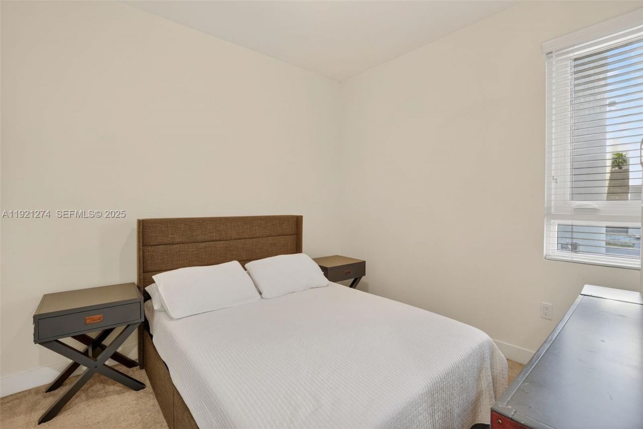 6310 NW 103rd Pl, Unit 104, Doral, FL 33178 Photo