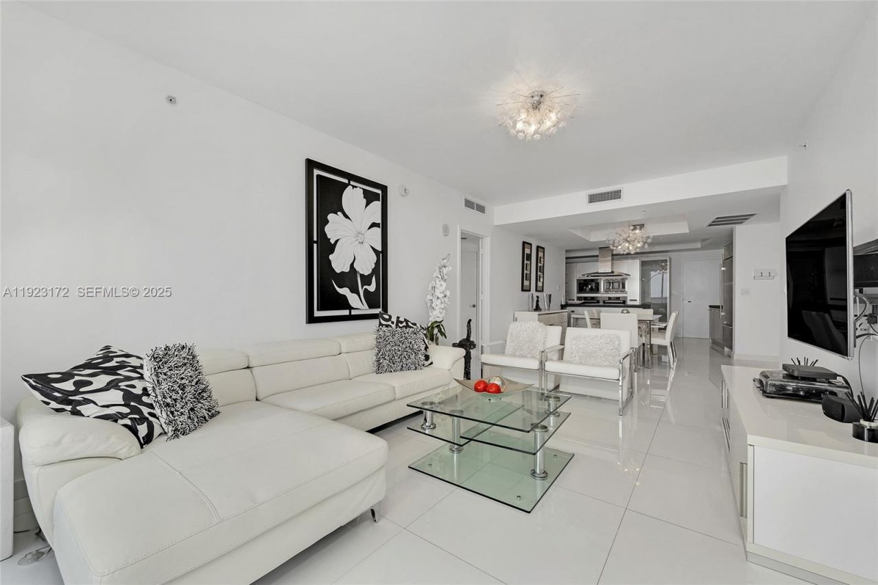 18201 Collins Ave, Unit 1002, Sunny Isles Beach, FL 33160 Photo