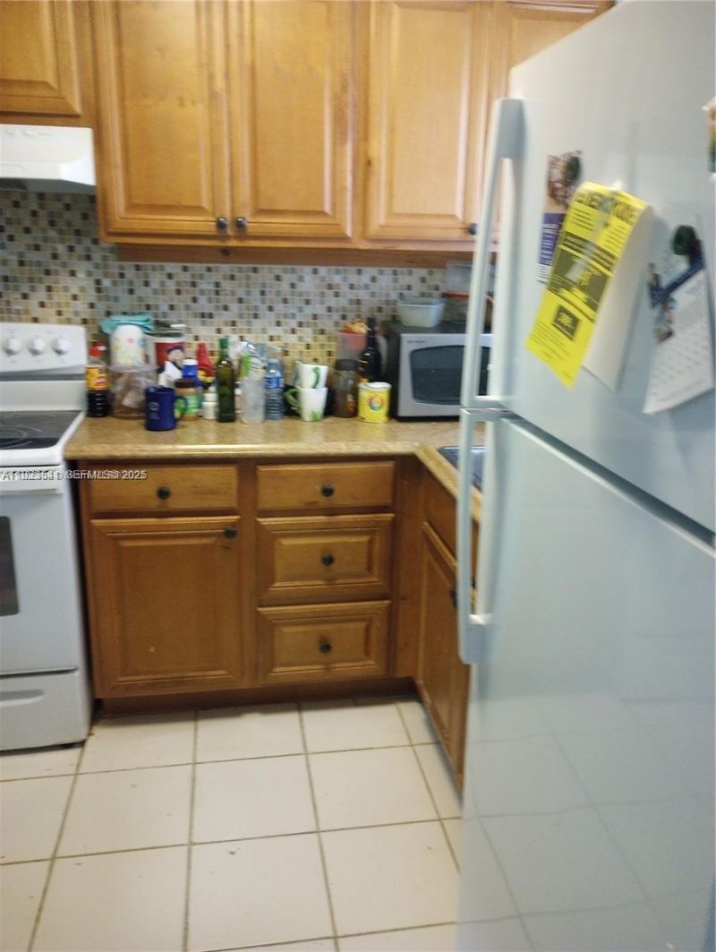 8130 Sunrise Lakes Blvd, Unit 107, Sunrise, FL 33322 Photo