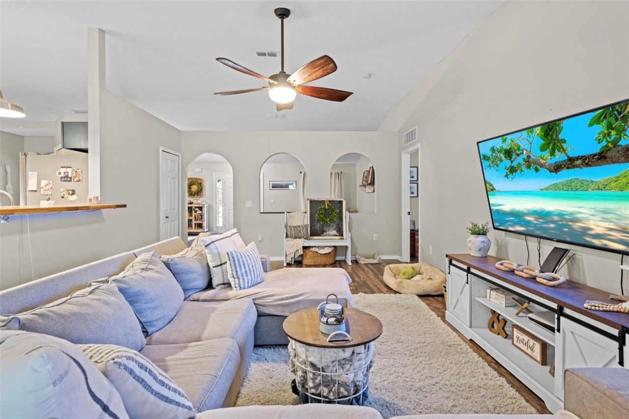 880 W Rum Place, Dunnellon, FL 34434 Photo