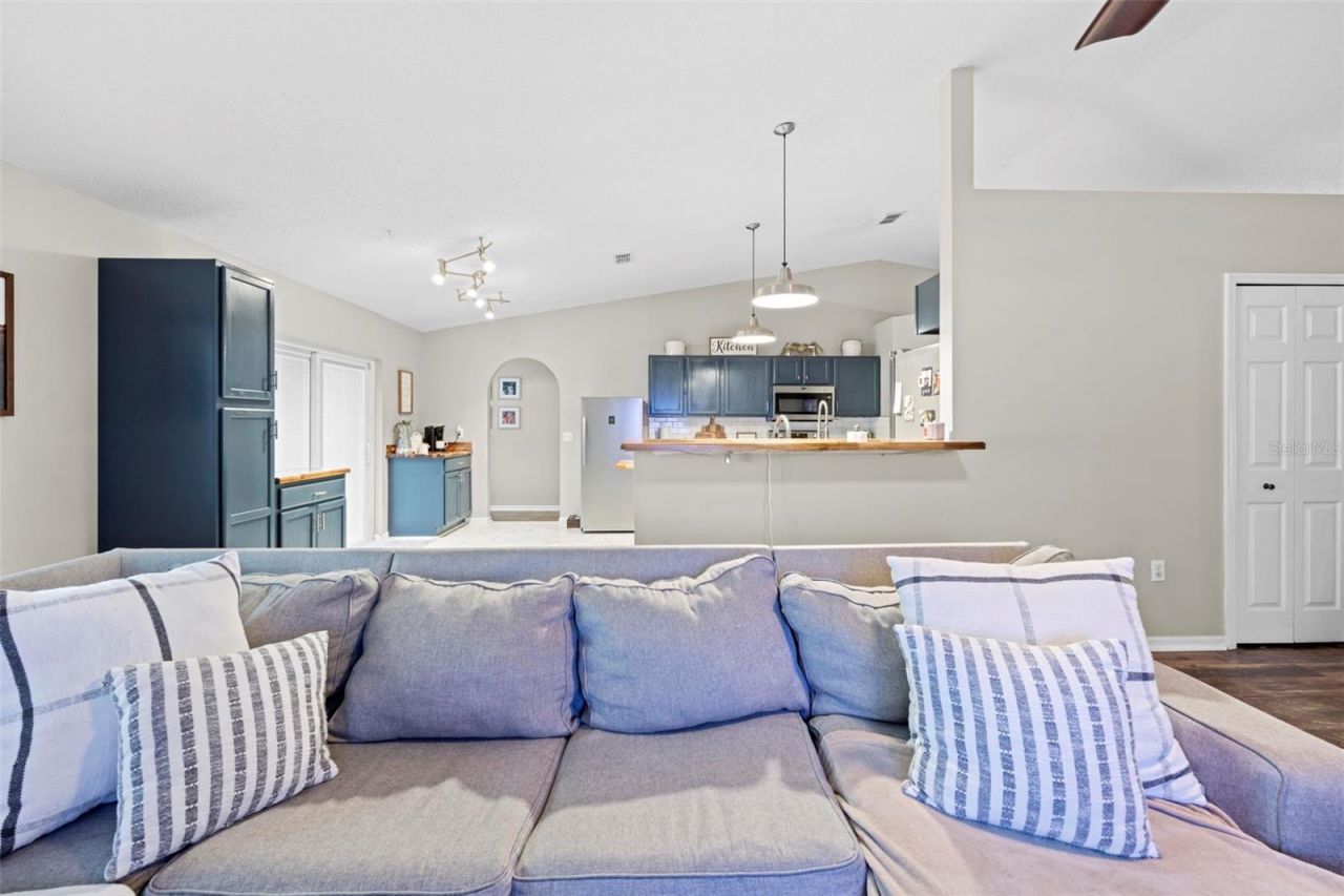 880 W Rum Place, Dunnellon, FL 34434 Photo