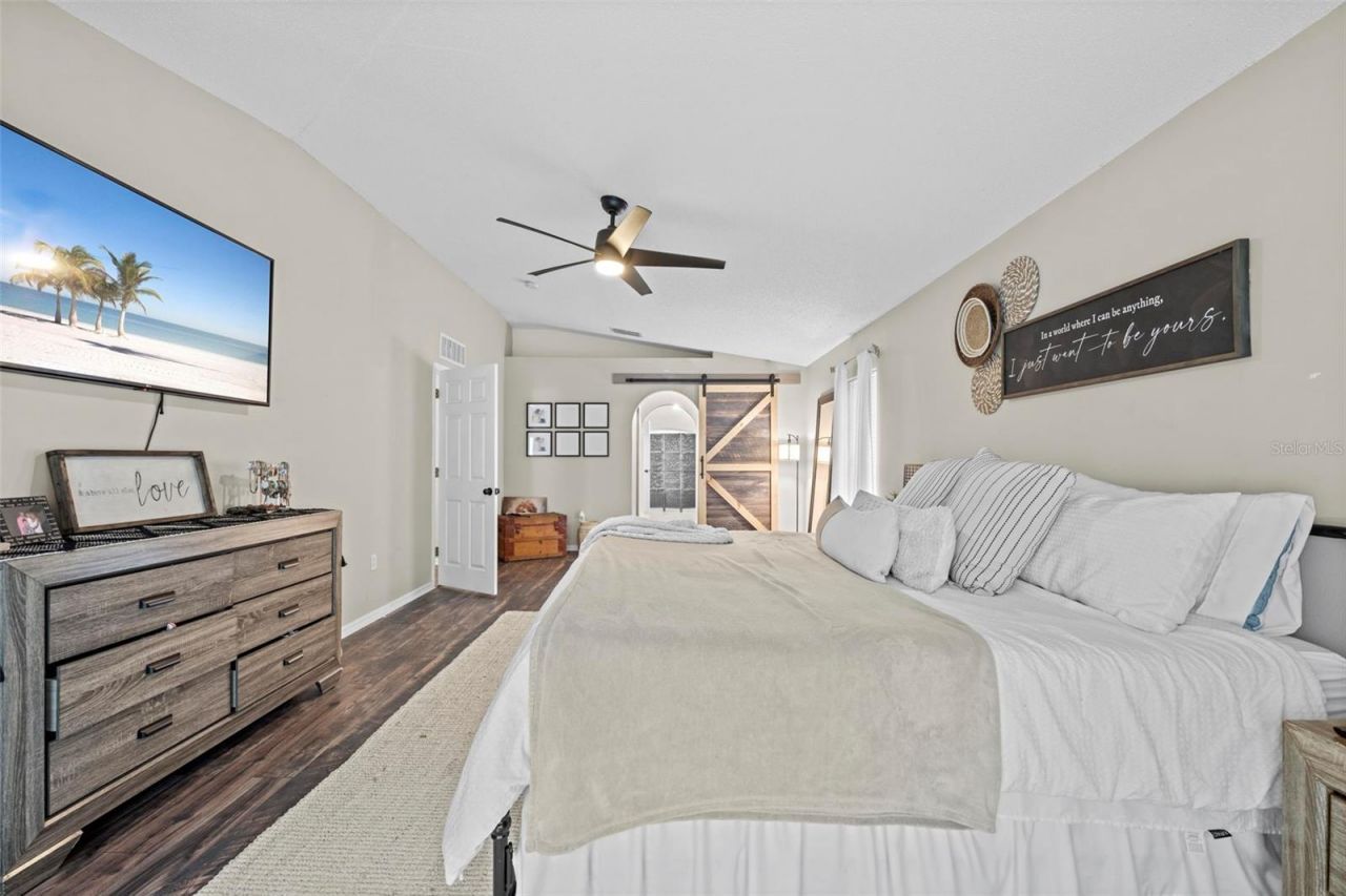 880 W Rum Place, Dunnellon, FL 34434 Photo