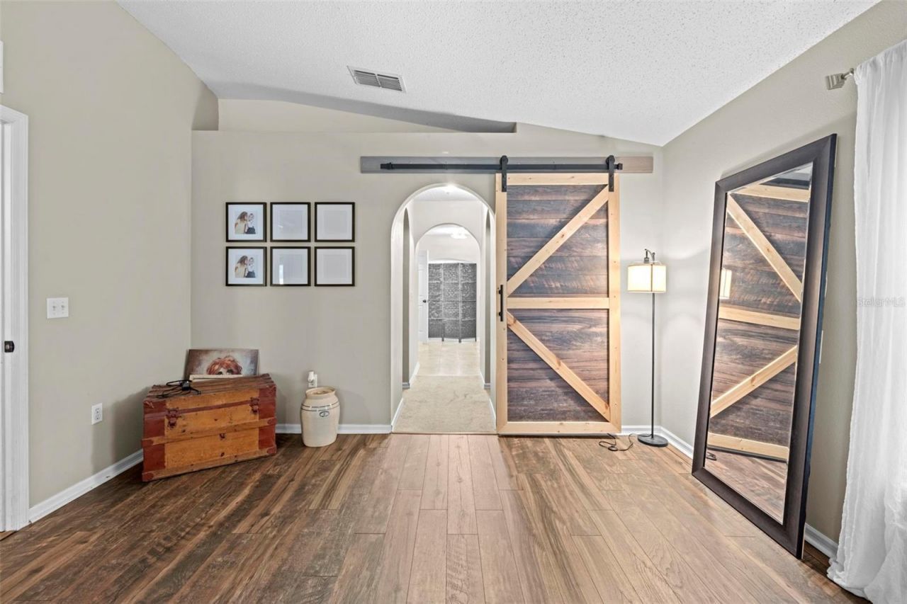 880 W Rum Place, Dunnellon, FL 34434 Photo