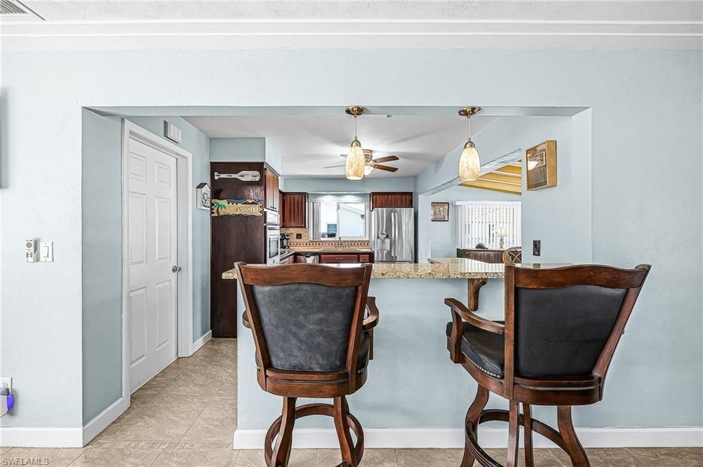 425 Pinecrest Ct, Cape Coral, FL 33904 Photo