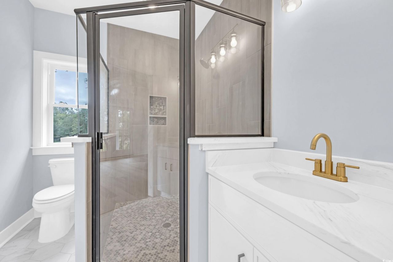 255 Madison Dr. Photo 21