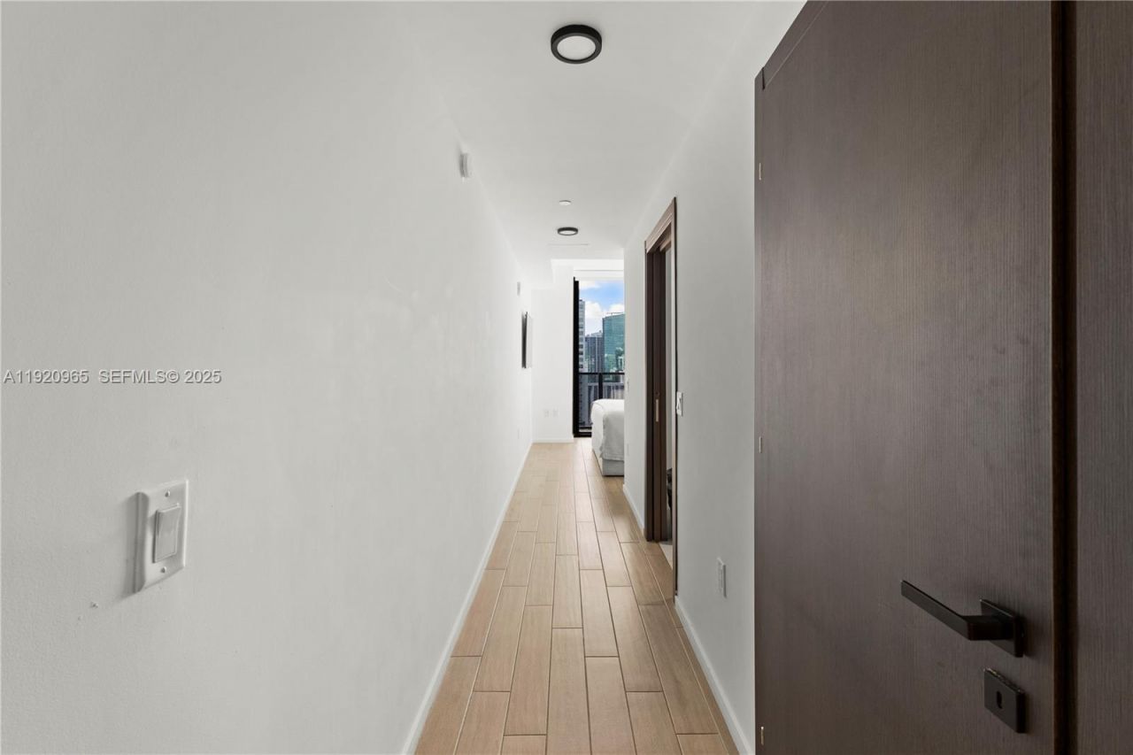 398 NE 5th St, Unit 3515, Miami, FL 33132 Photo