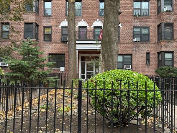 88-10 34th Avenue, Unit 2M, Jackson Heights, NY 11372