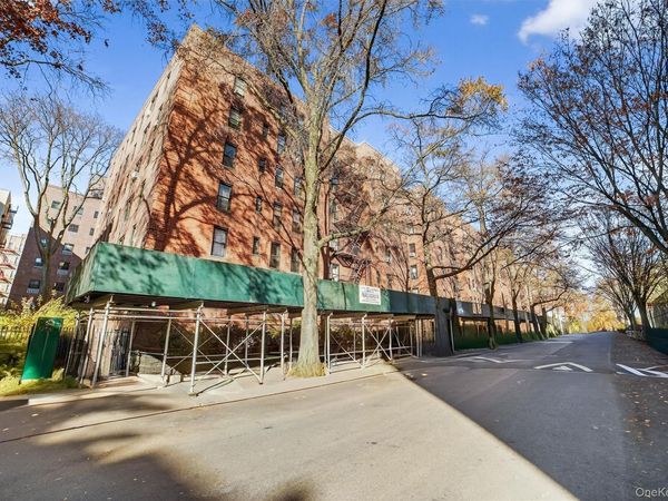 3535 Kings College Place, Unit 3F, Bronx, NY 10467