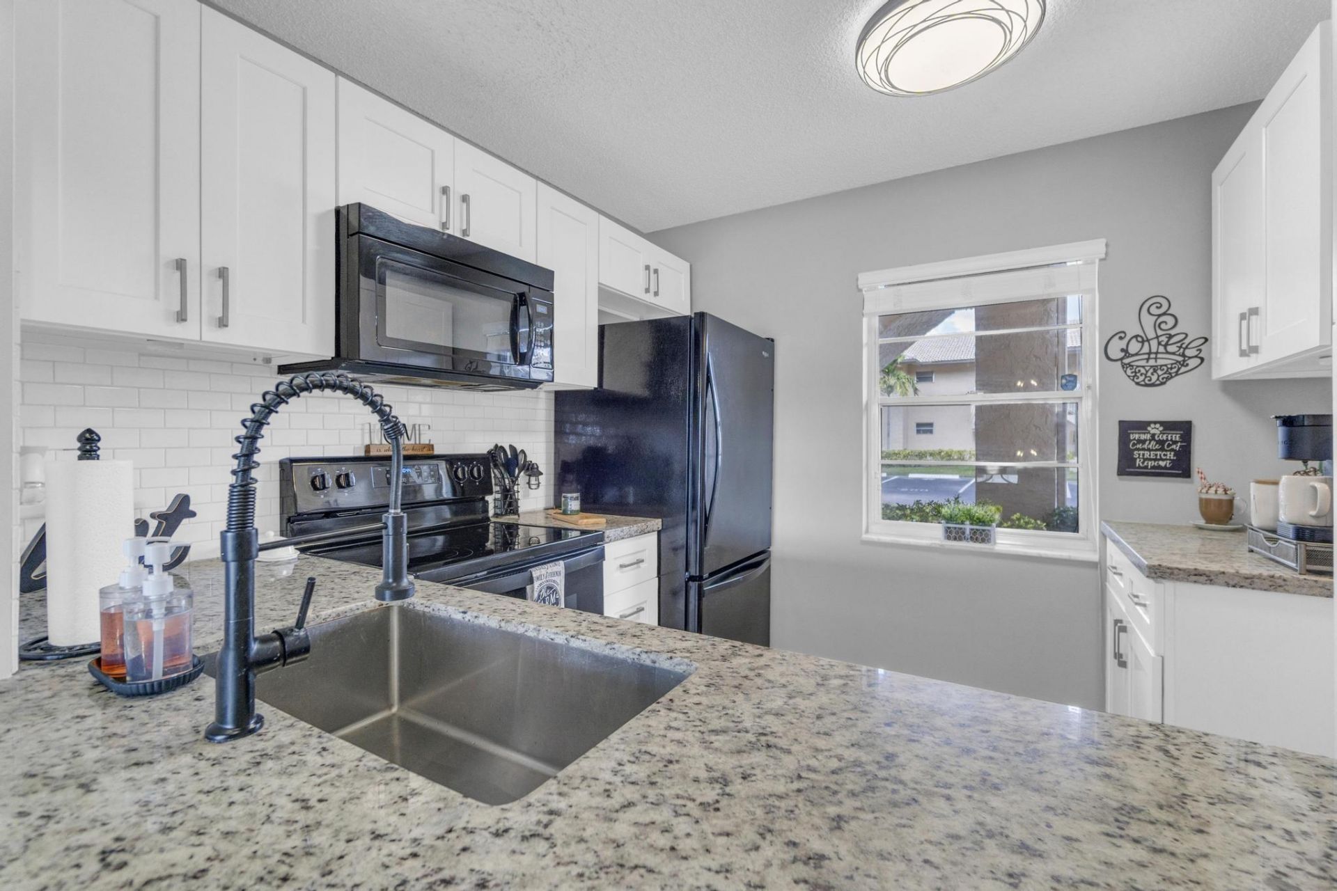 5501 Lakeside Drive, Unit 101, Margate, FL 33063 Photo